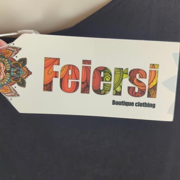 For Kitty Rescue! Feiersi Black Tank Top, Cross Cross Neckline - Picture 12 of 12